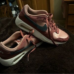 Nike Women's Dusty Rose and Maroon Casual Sneakers